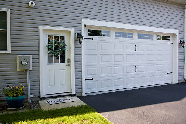 24/7 Emergency Garage Door Panel Replacement experts in Rogers, AR